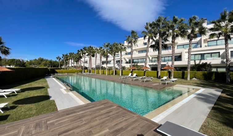 Apartamento / piso - Reventa - Las Colinas Golf Resort - Las Colinas Golf Resort