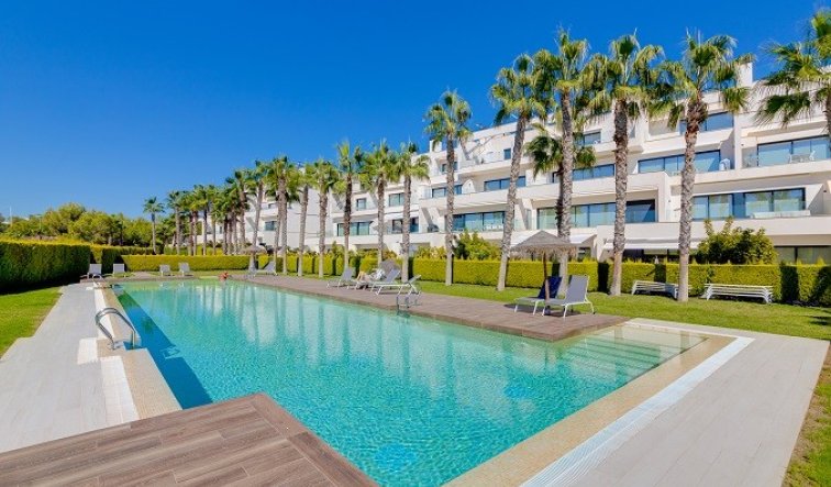 Apartamento / piso - Reventa - Las Colinas Golf Resort - Las Colinas Golf Resort
