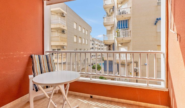 Apartamento / piso - Reventa - Torrevieja - Estacion de autobuses