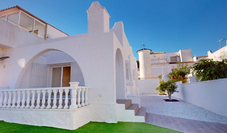 Bungalow - Reventa - San Miguel de Salinas - BLUE LAGOON