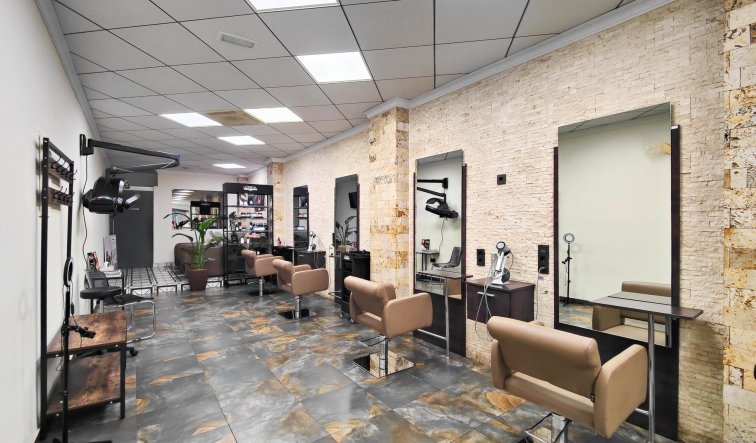Commercial Unit - Revente - Torrevieja - Torrevieja