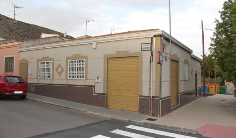 Villa - Resale - Hondón de las Nieves - Hondón de las Nieves