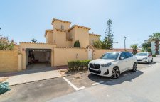 Villa - Resale - Torrevieja - VA-16093