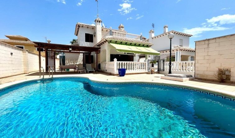 Villa - Reventa - Orihuela Costa - La Zenia