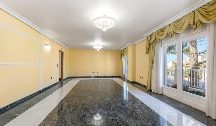 Reventa - Villa - Torrevieja - Torreta florida