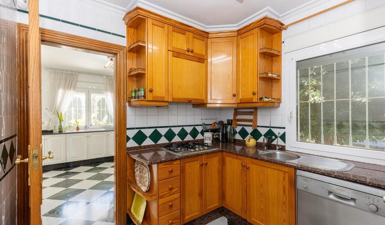 Reventa - Villa - Torrevieja - Torreta florida