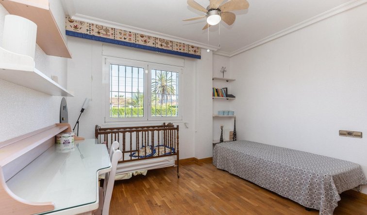 Reventa - Villa - Torrevieja - Torreta florida