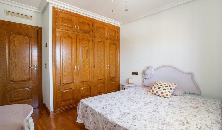 Reventa - Villa - Torrevieja - Torreta florida