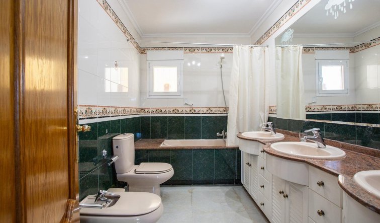 Reventa - Villa - Torrevieja - Torreta florida