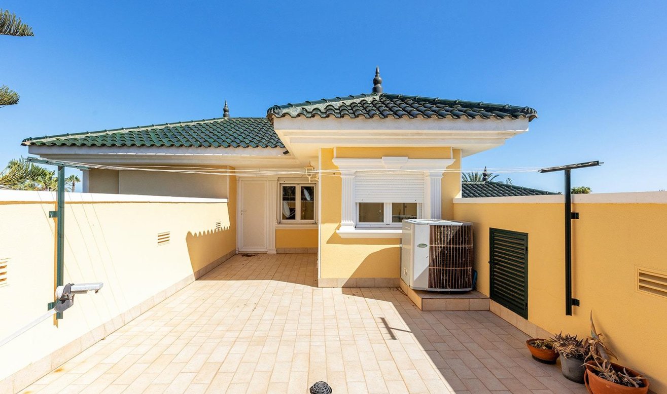 Reventa - Villa - Torrevieja - Torreta florida