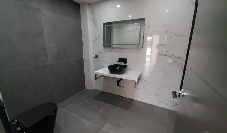 Reventa - Villa - Orihuela Costa - Dehesa de Campoamor