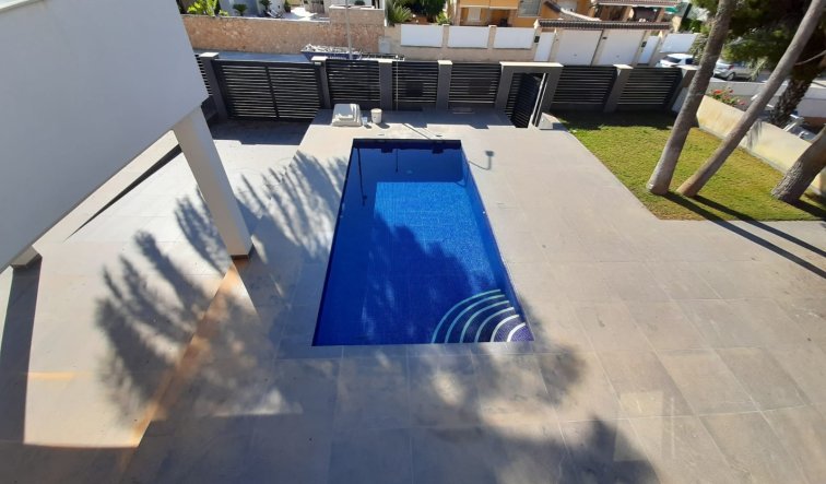 Reventa - Villa - Orihuela Costa - Dehesa de Campoamor