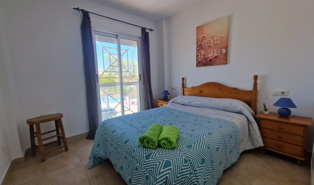 Reventa - Bungalow - Torrevieja - Aguas Nuevas