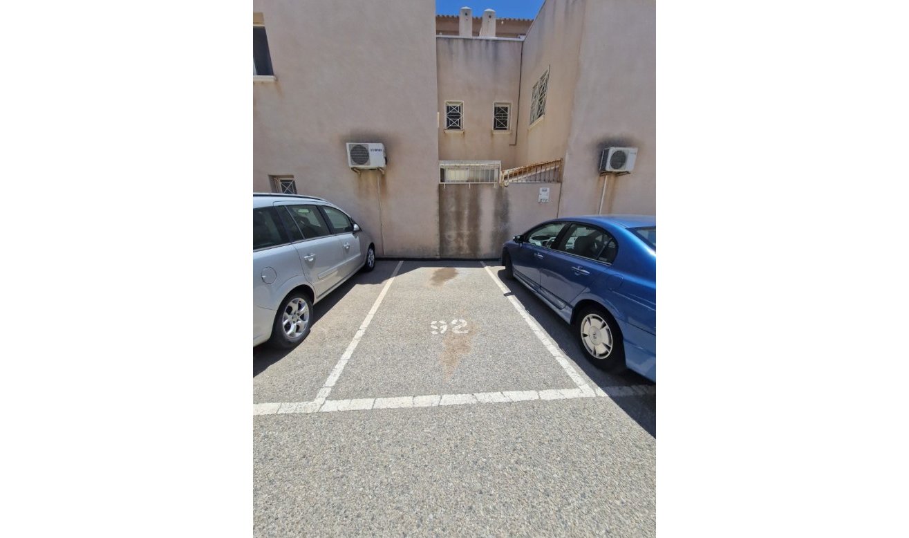 Reventa - Bungalow - Torrevieja - Aguas Nuevas