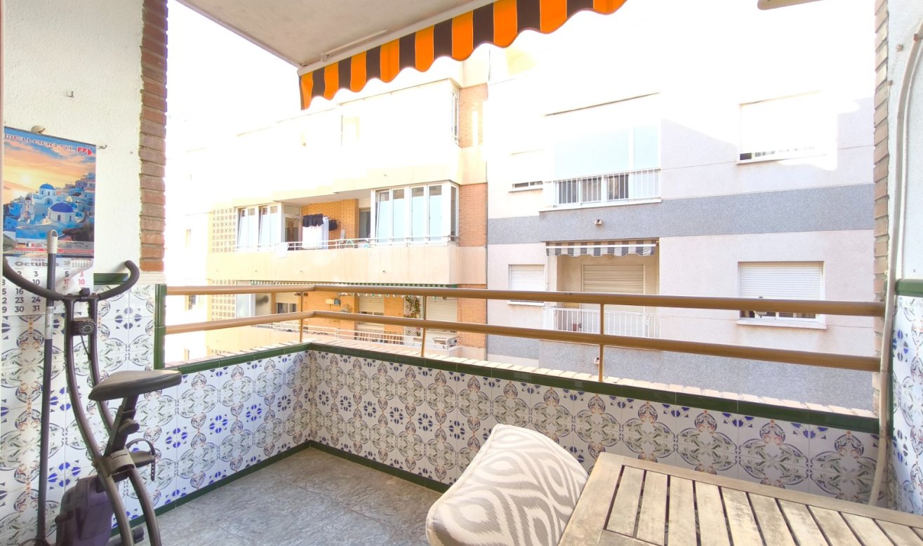 Reventa - Apartamento / piso - Torrevieja - Centro