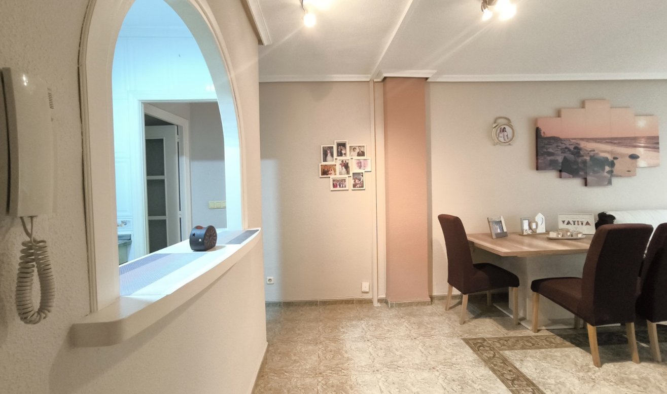 Reventa - Apartamento / piso - Torrevieja - Centro