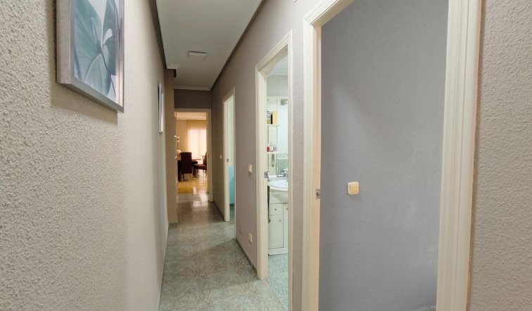 Reventa - Apartamento / piso - Torrevieja - Centro