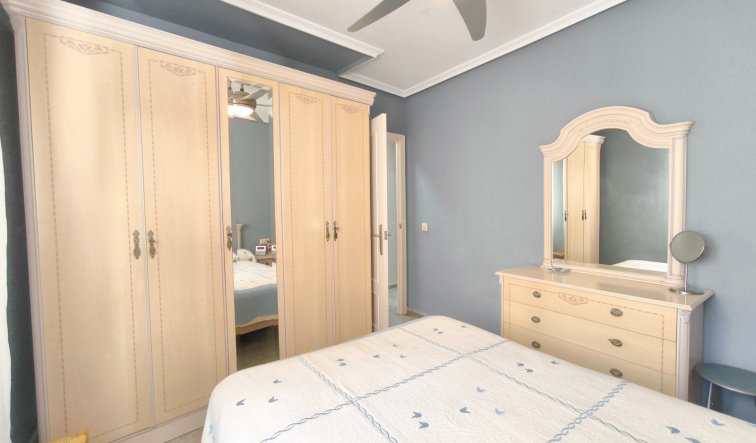 Reventa - Apartamento / piso - Torrevieja - Centro
