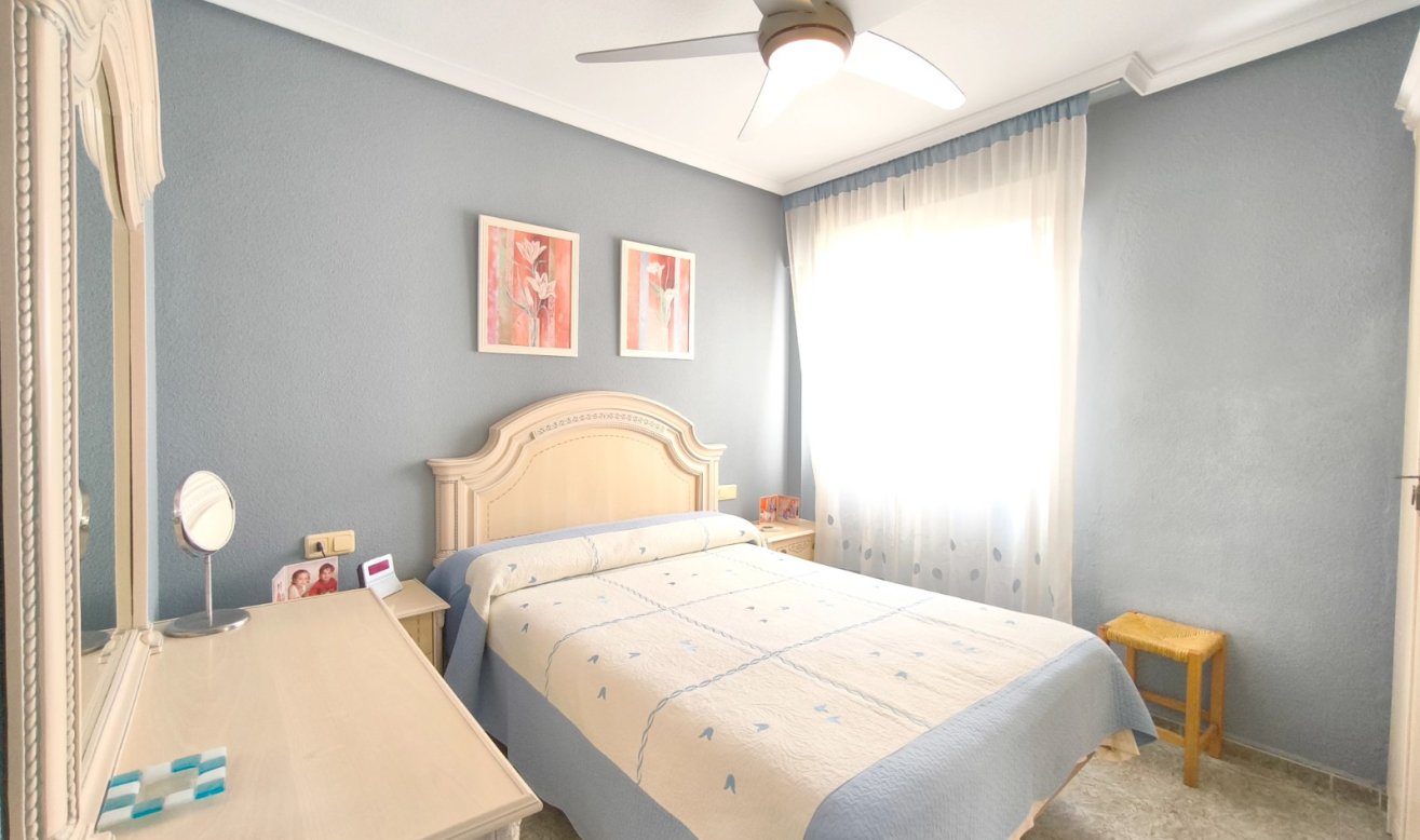 Reventa - Apartamento / piso - Torrevieja - Centro