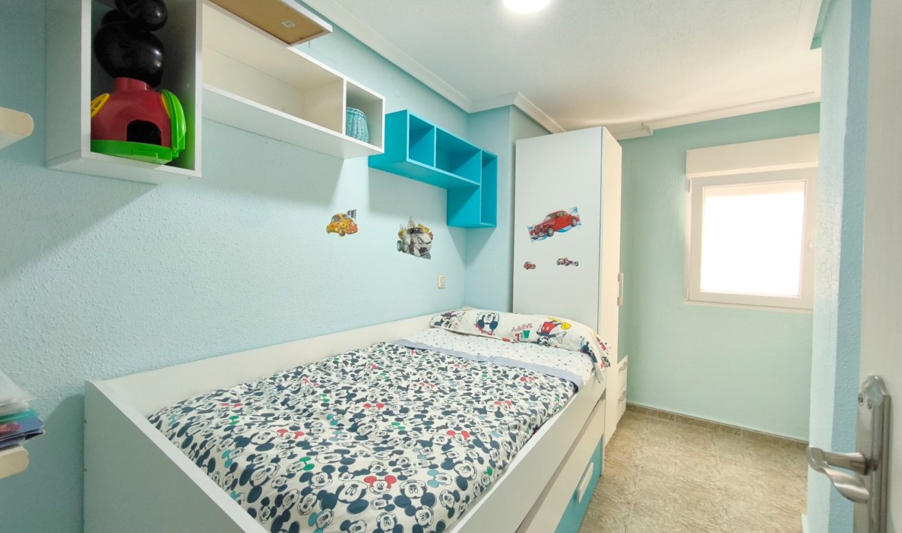 Reventa - Apartamento / piso - Torrevieja - Centro