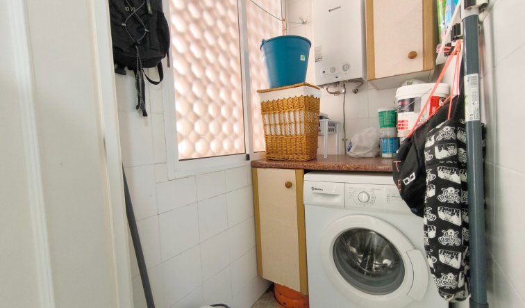 Reventa - Apartamento / piso - Torrevieja - Centro