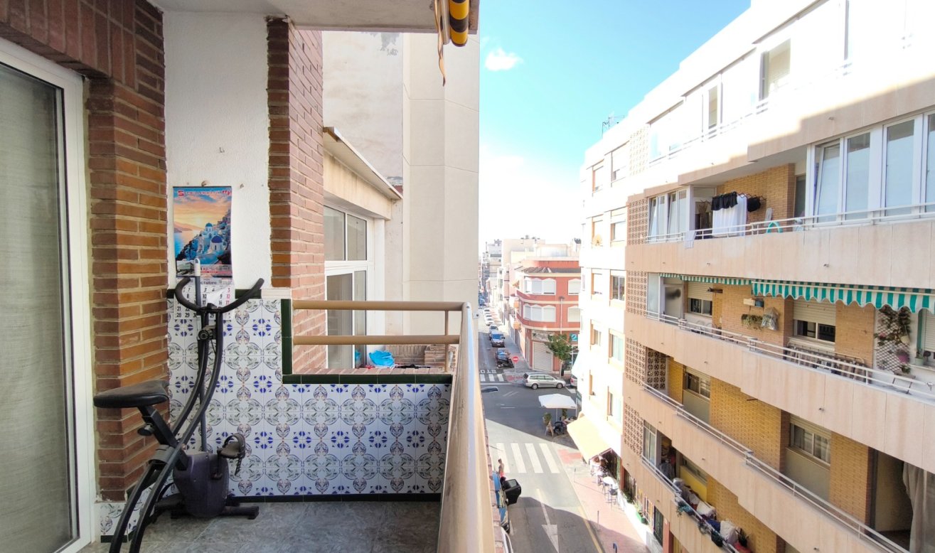 Reventa - Apartamento / piso - Torrevieja - Centro