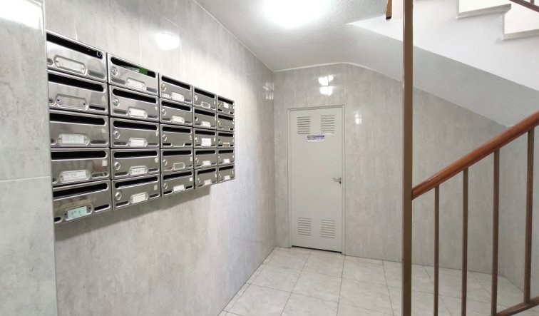 Reventa - Apartamento / piso - Torrevieja - Centro