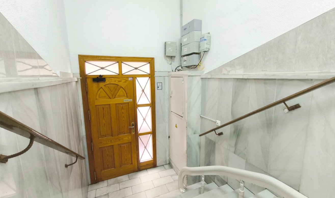 Reventa - Apartamento / piso - Torrevieja - Centro