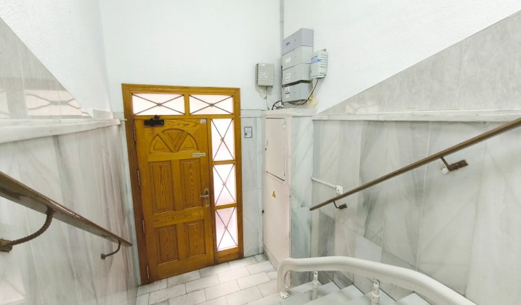 Reventa - Apartamento / piso - Torrevieja - Centro