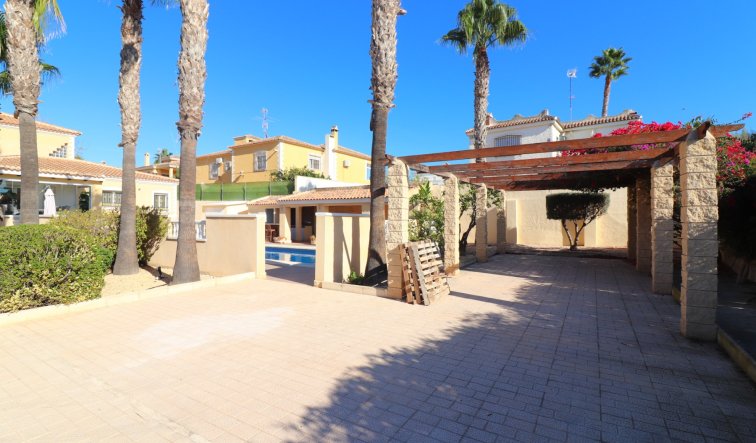 Reventa - Detached Villa - La Marina - La Escuera