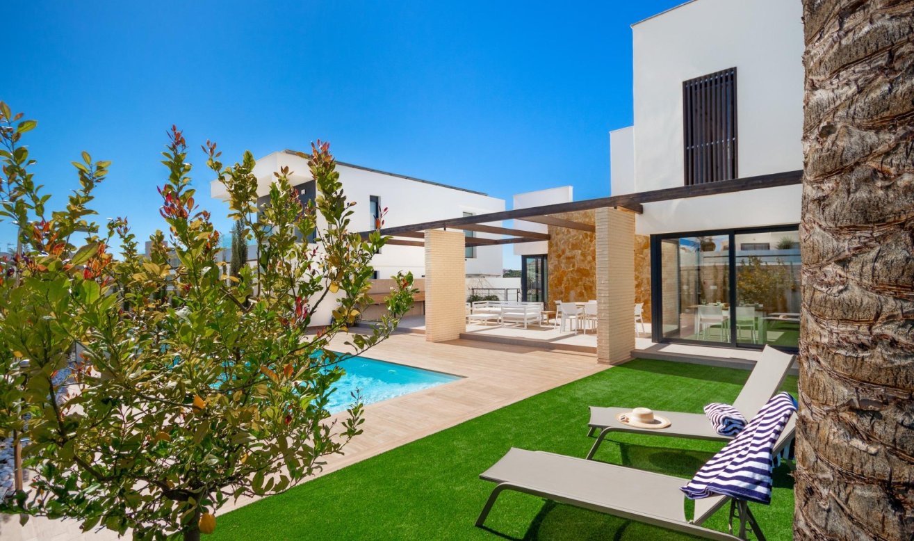 Obra nueva - Villa - Orihuela Costa - Campoamor