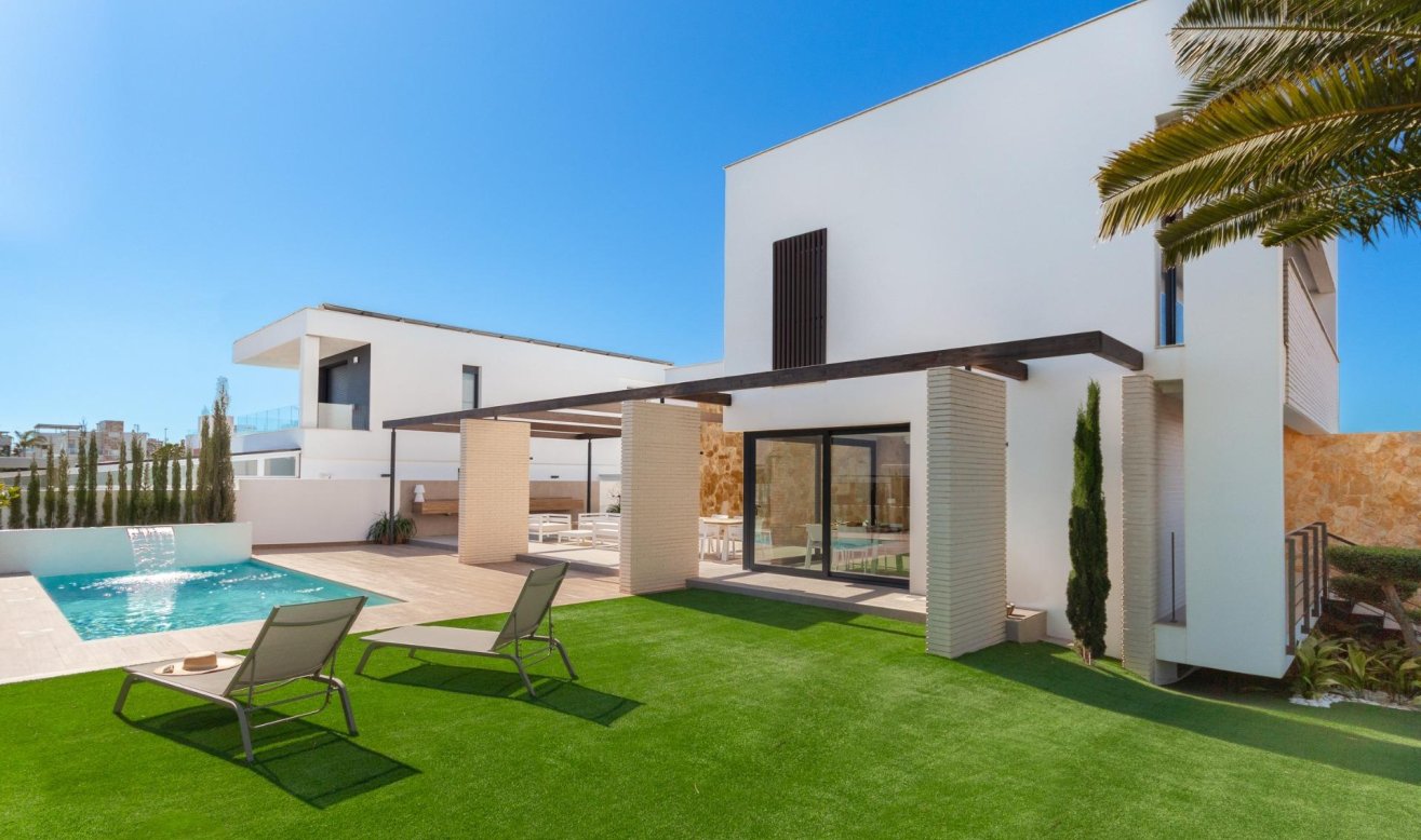 Obra nueva - Villa - Orihuela Costa - Campoamor