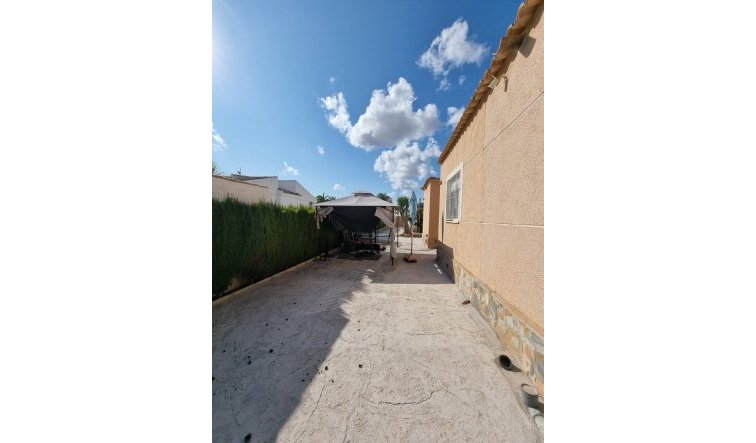 Reventa - Villa - Torrevieja - San luis