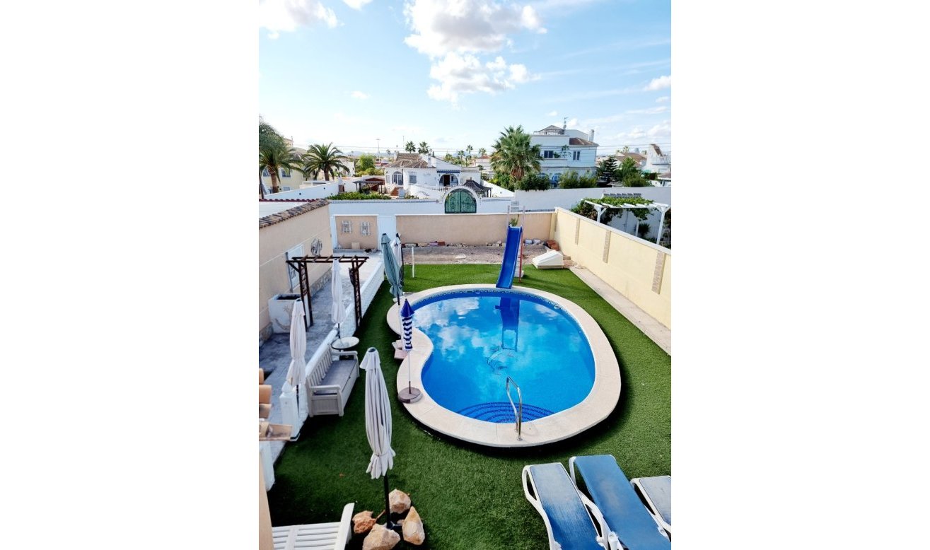 Reventa - Villa - Torrevieja - San luis