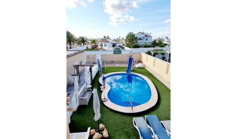 Reventa - Villa - Torrevieja - San luis