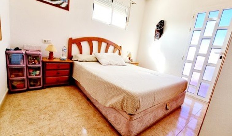 Reventa - Villa - Torrevieja - San luis