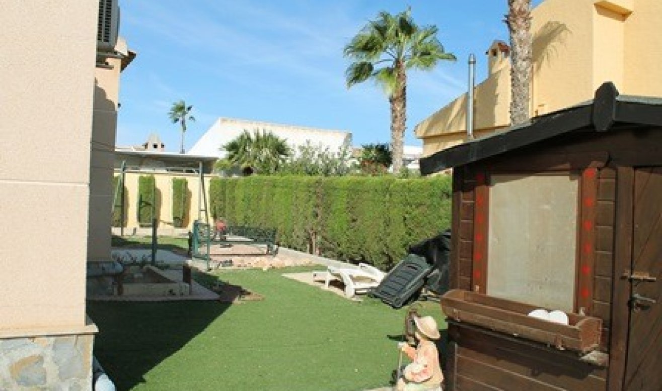 Reventa - Villa - Torrevieja - San luis