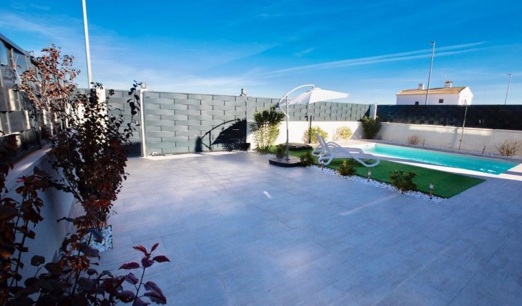 Obra nueva - Villa - Pinoso - Lel