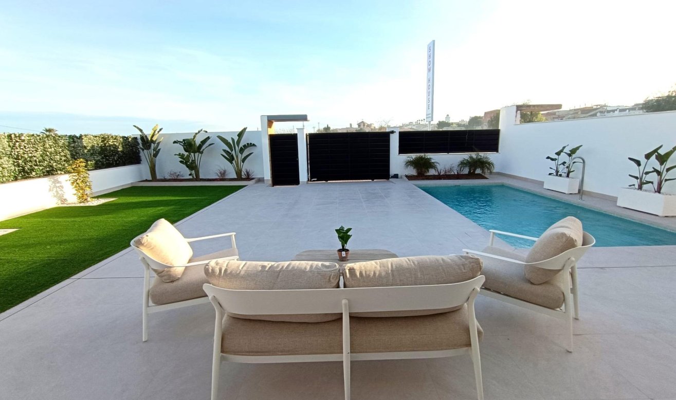 Obra nueva - Villa - Benijofar - Pueblo