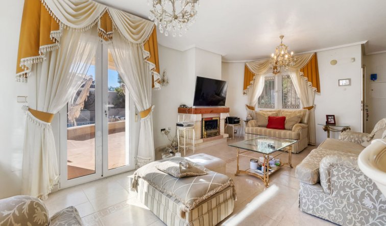Reventa - Villa - Orihuela Costa - Las Filipinas