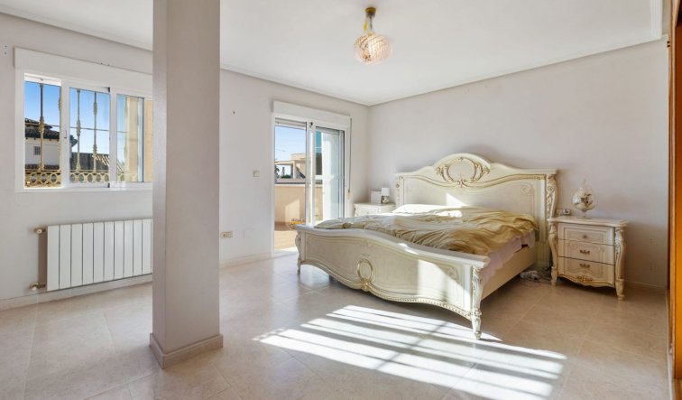Reventa - Villa - Orihuela Costa - Las Filipinas