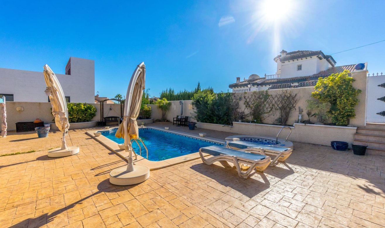 Reventa - Villa - Orihuela Costa - Las Filipinas
