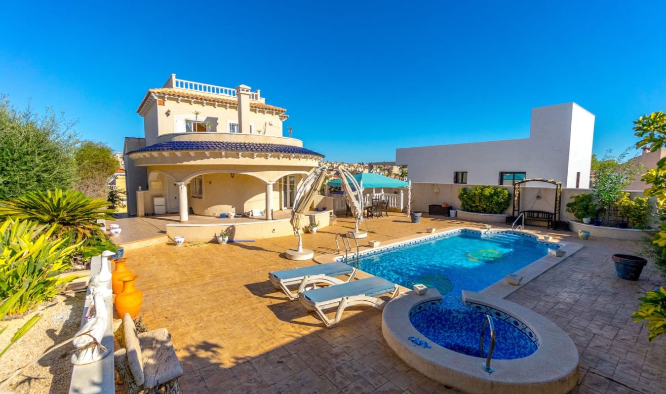 Reventa - Villa - Orihuela Costa - Las Filipinas