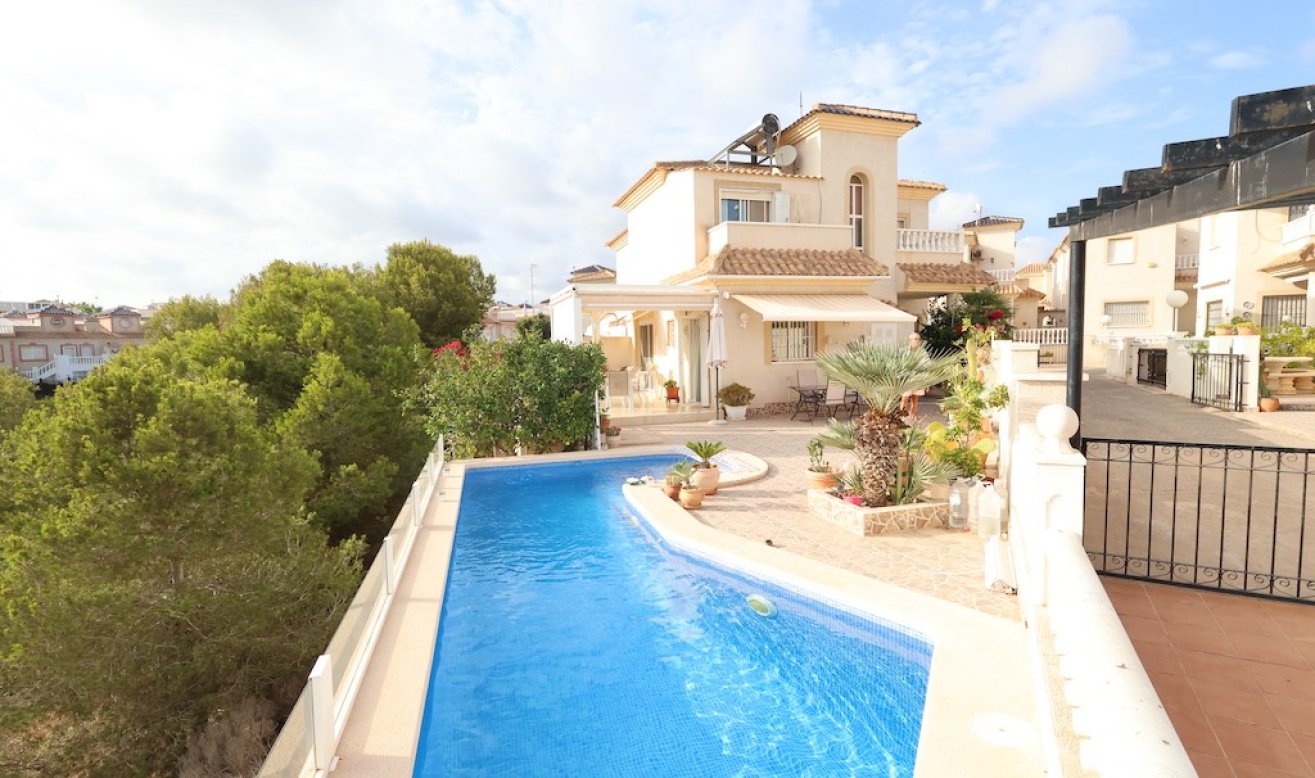 Reventa - Villa - Orihuela Costa - Playa Flamenca