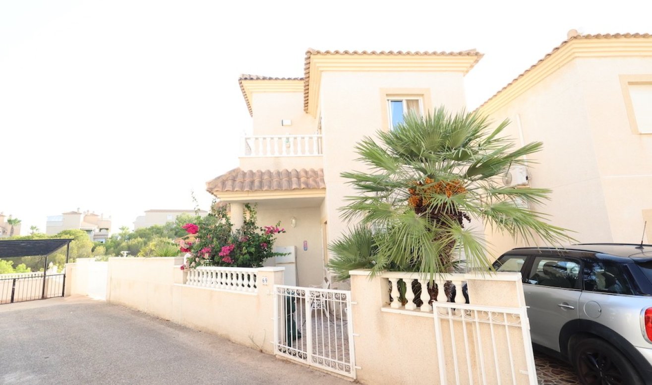 Reventa - Villa - Orihuela Costa - Playa Flamenca