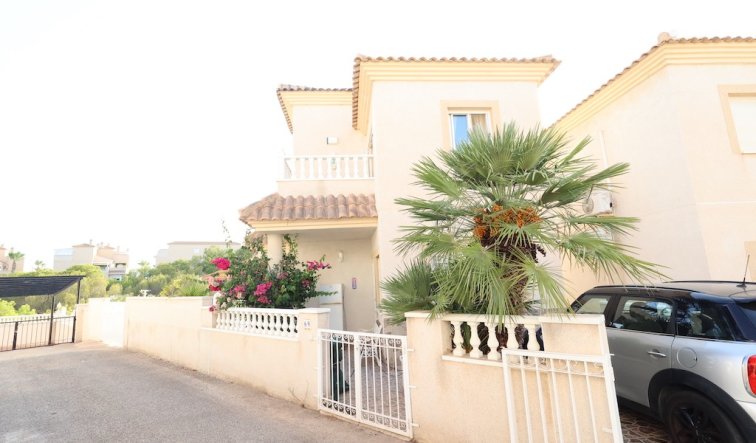 Reventa - Villa - Orihuela Costa - Playa Flamenca