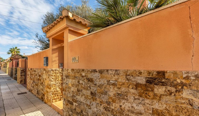 Reventa - Semi - Torrevieja - Aguas Nuevas
