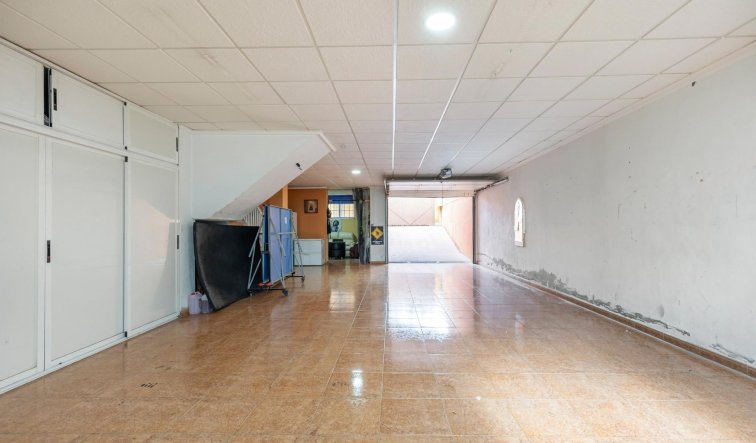 Reventa - Semi - Torrevieja - Aguas Nuevas