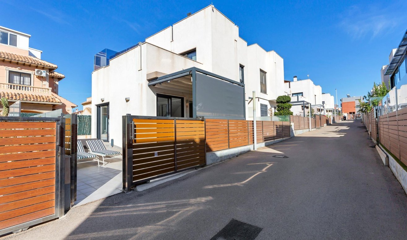 Reventa - Villa - Torrevieja - Sector 25