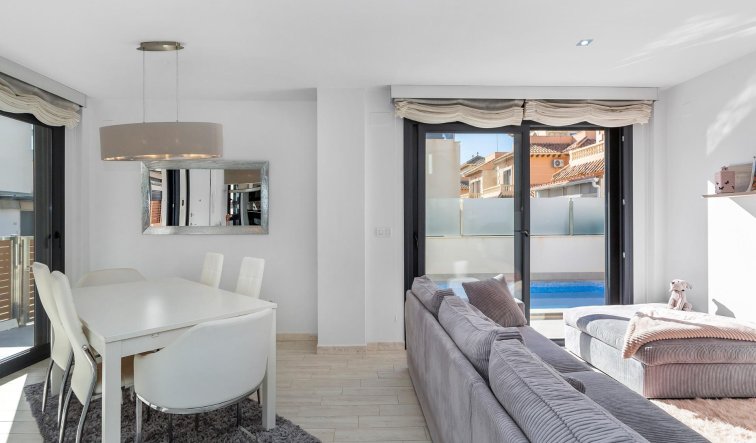 Reventa - Villa - Torrevieja - Sector 25